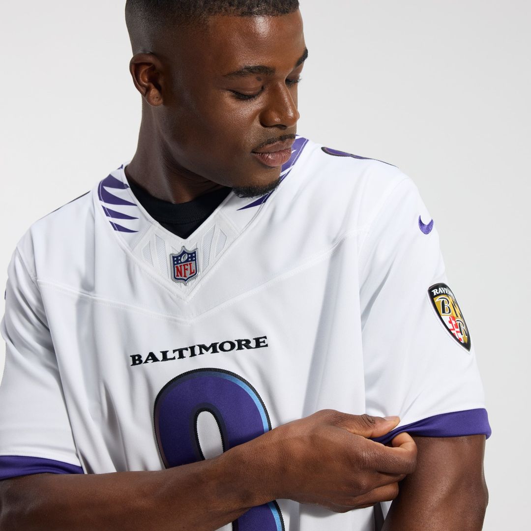 Lamar Jackson Baltimore Ravens Nike White Vapor F.U.S.E. Stitched Limited Jersey
