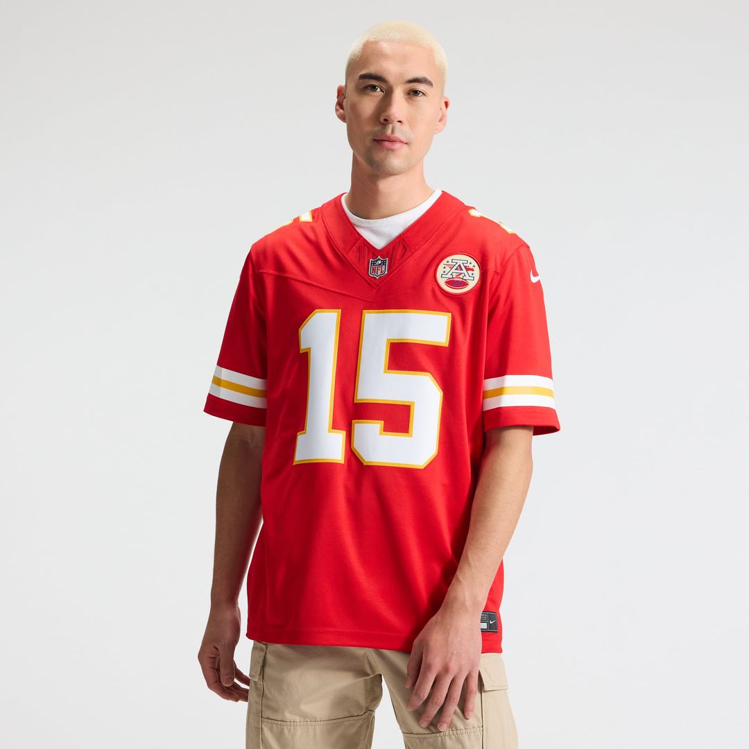 Patrick Mahomes Kansas City Chiefs Nike White Vapor F.U.S.E. Stitched Limited Jersey