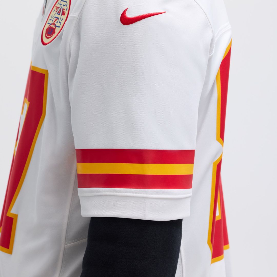 Travis Kelce Kansas City Chiefs Nike Red Vapor F.U.S.E. Limited Jersey