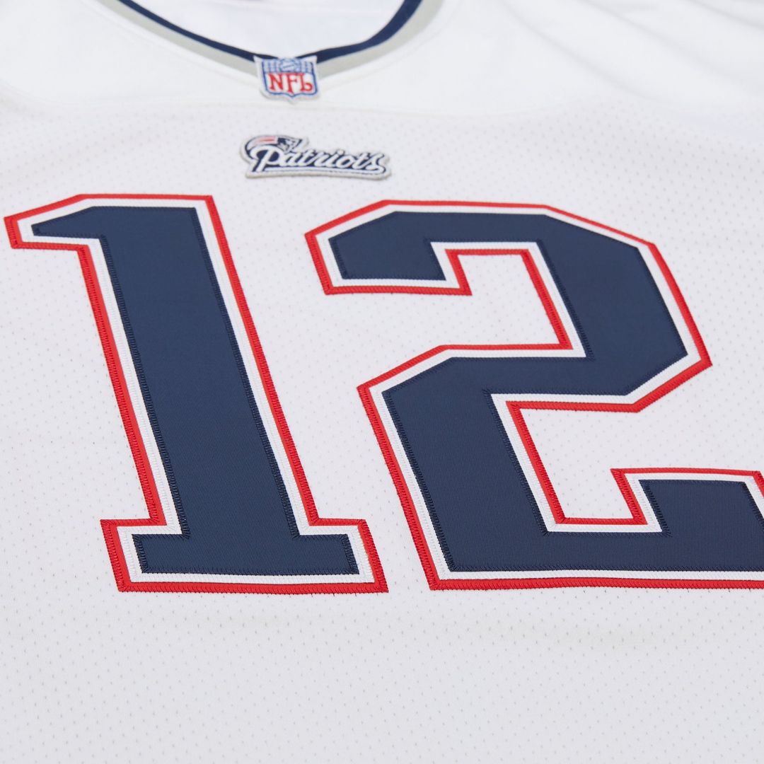 Tom Brady New England Patriots Mitchell & Ness White 2000 Big & Tall Legacy Replica Jersey