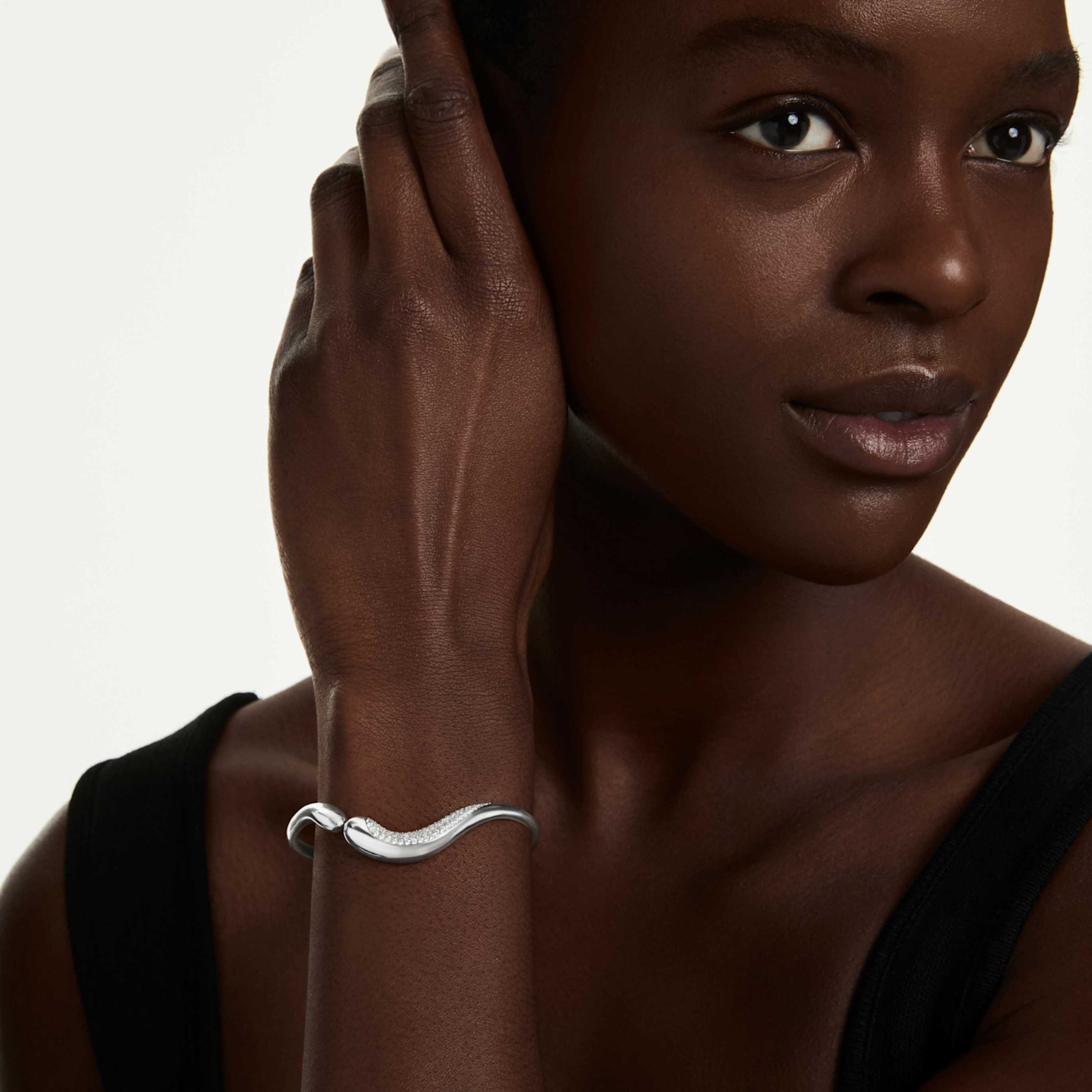 Swarovski Classica bangle Open, Round cut, White, Sterling silver