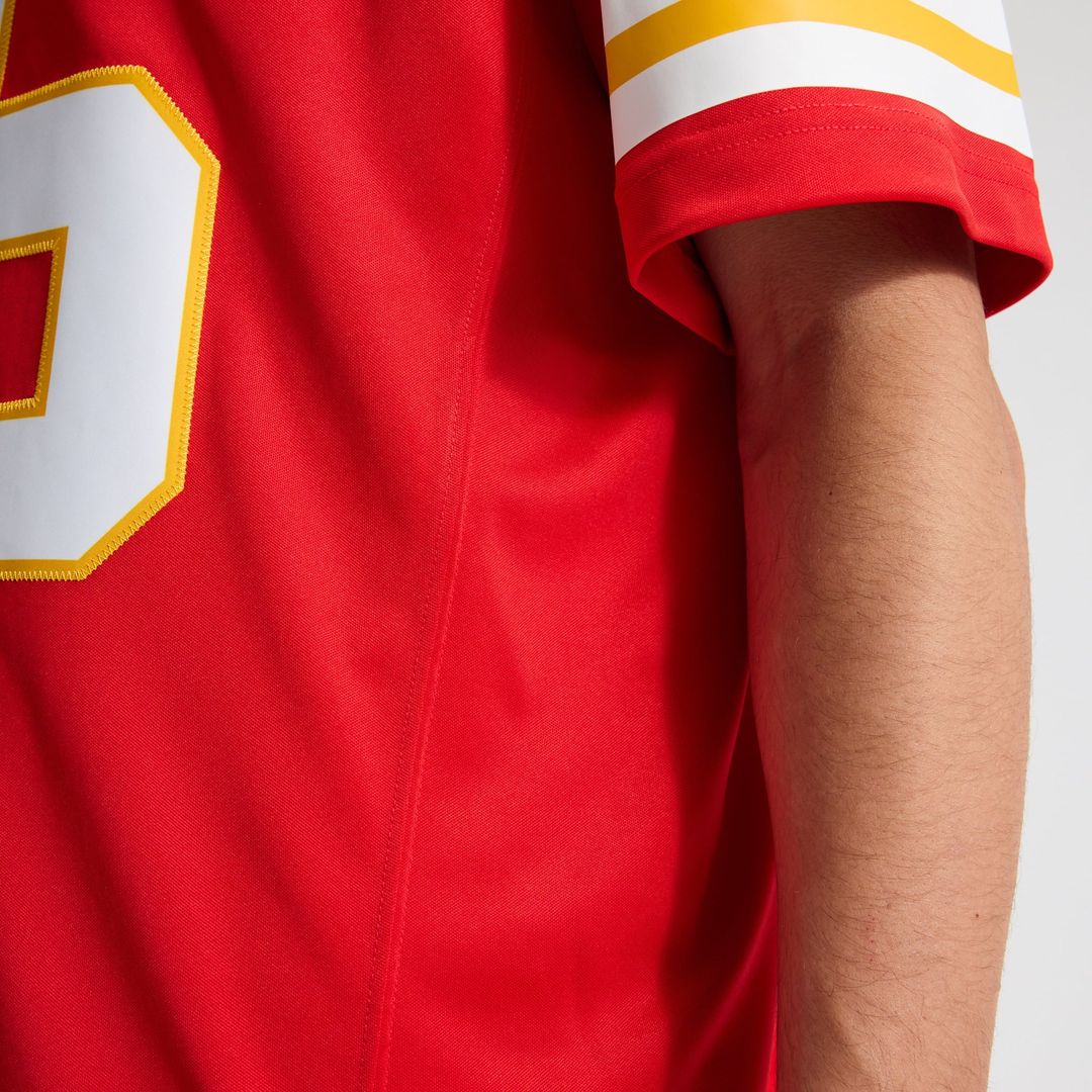 Patrick Mahomes Kansas City Chiefs Nike White Vapor F.U.S.E. Stitched Limited Jersey