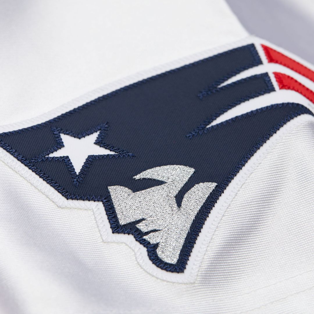 Tom Brady New England Patriots Mitchell & Ness White 2000 Big & Tall Legacy Replica Jersey