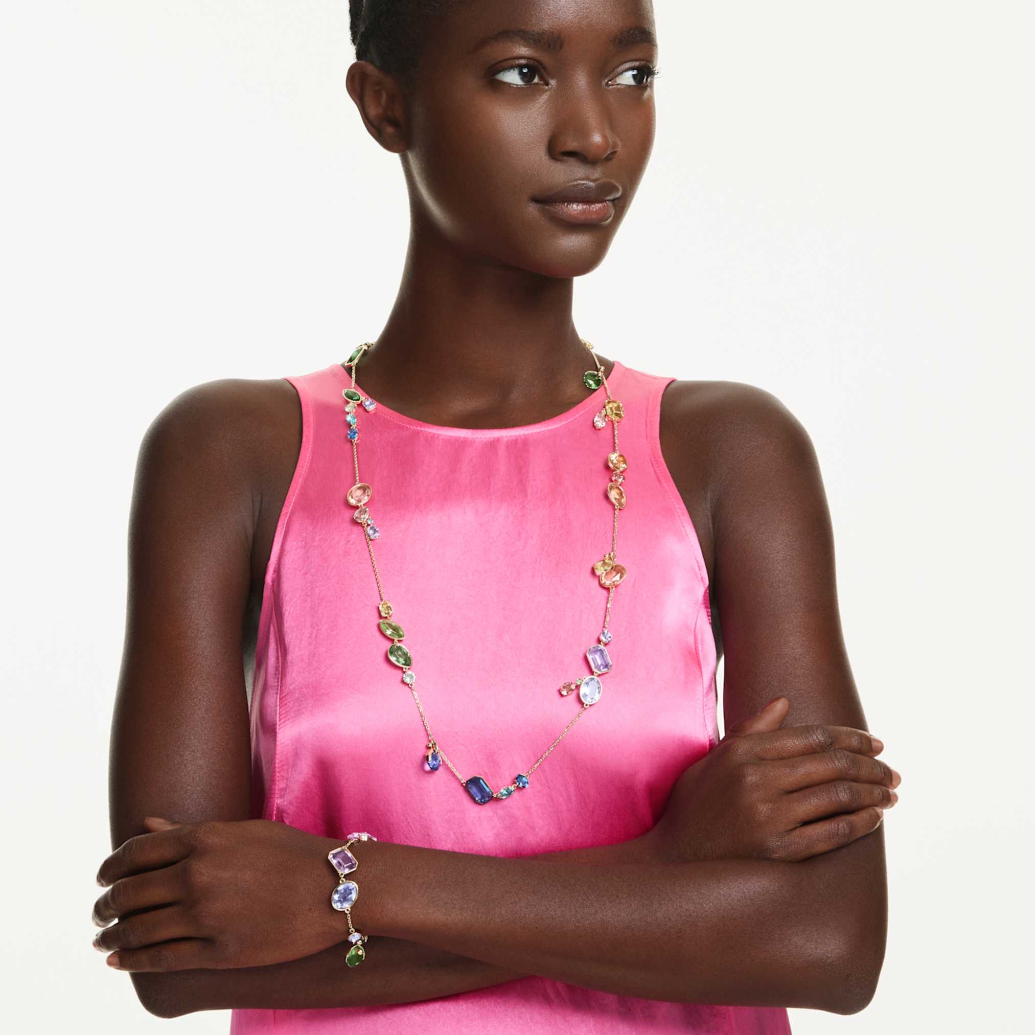 Swarovski Gema strandage Mixed cuts, Multicolored, 18K gold finish