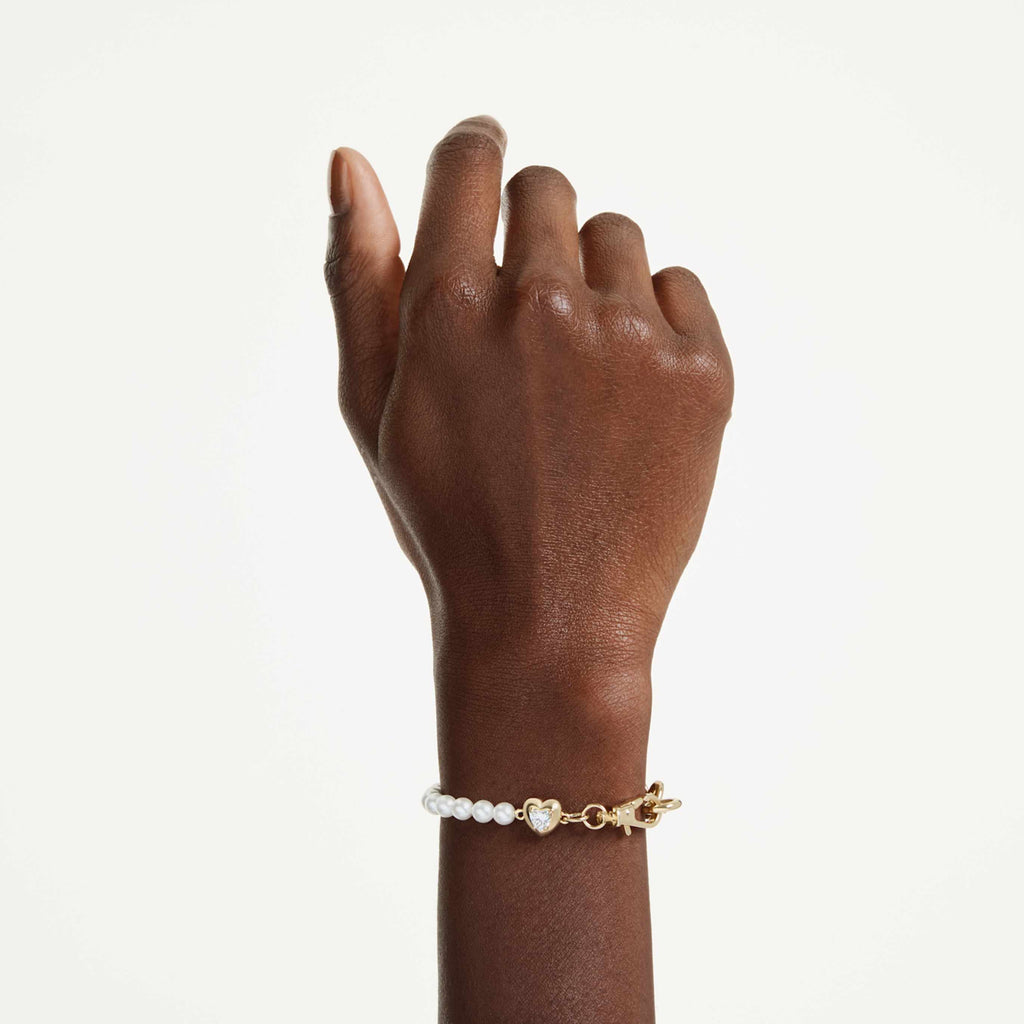 Swarovski Idyllia bracelet Crystal pearl, White, 18K gold finish