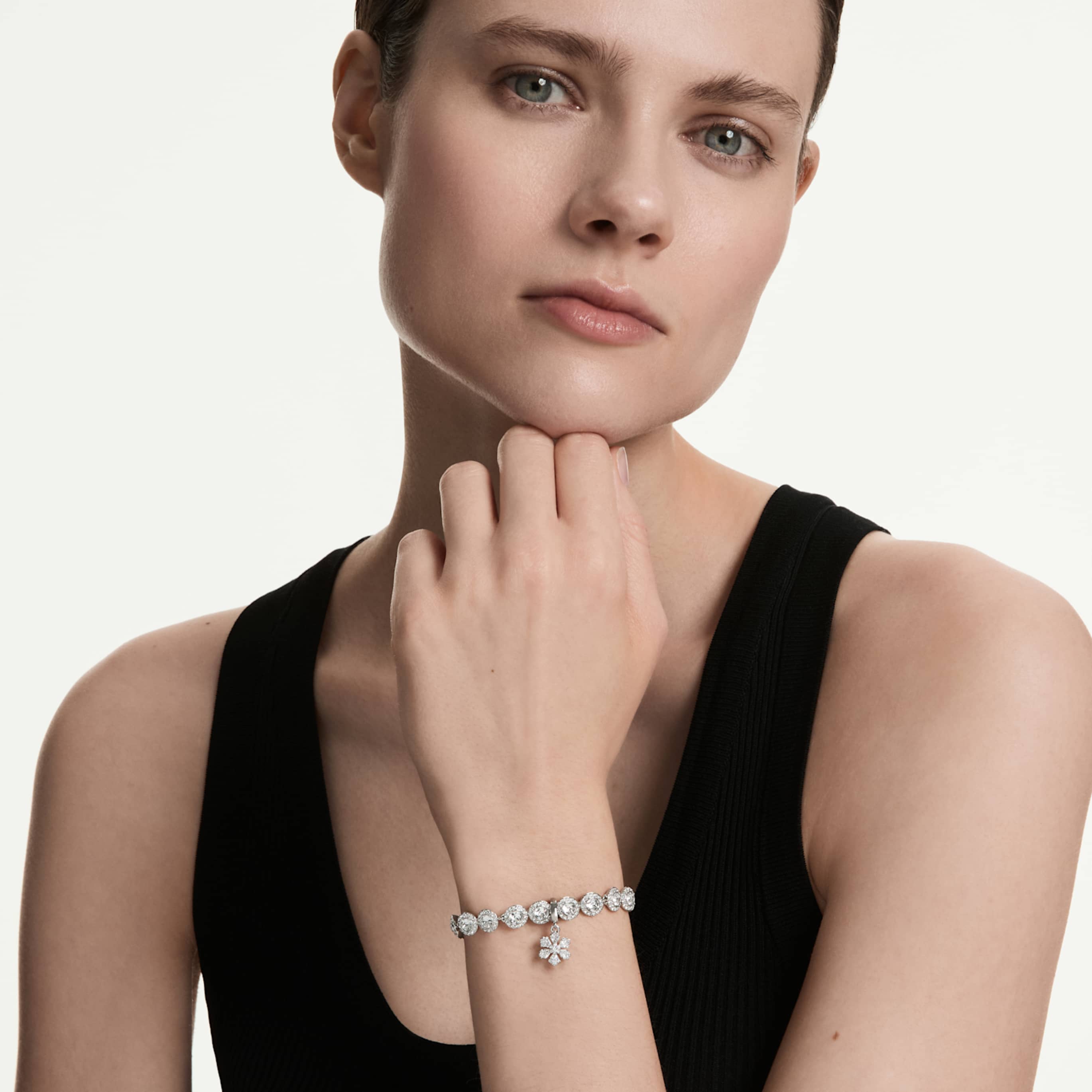 Swarovski Idyllia charm Mixed cuts, Snowflake, White, Rhodium plated