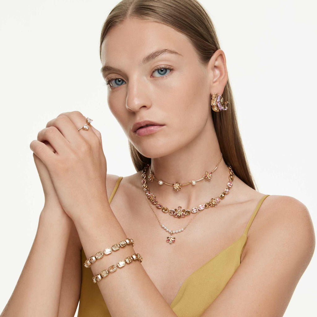 Swarovski Idyllia necklace Crystal pearl, Mixed cuts, Flower, Multicolored, 18K gold finish