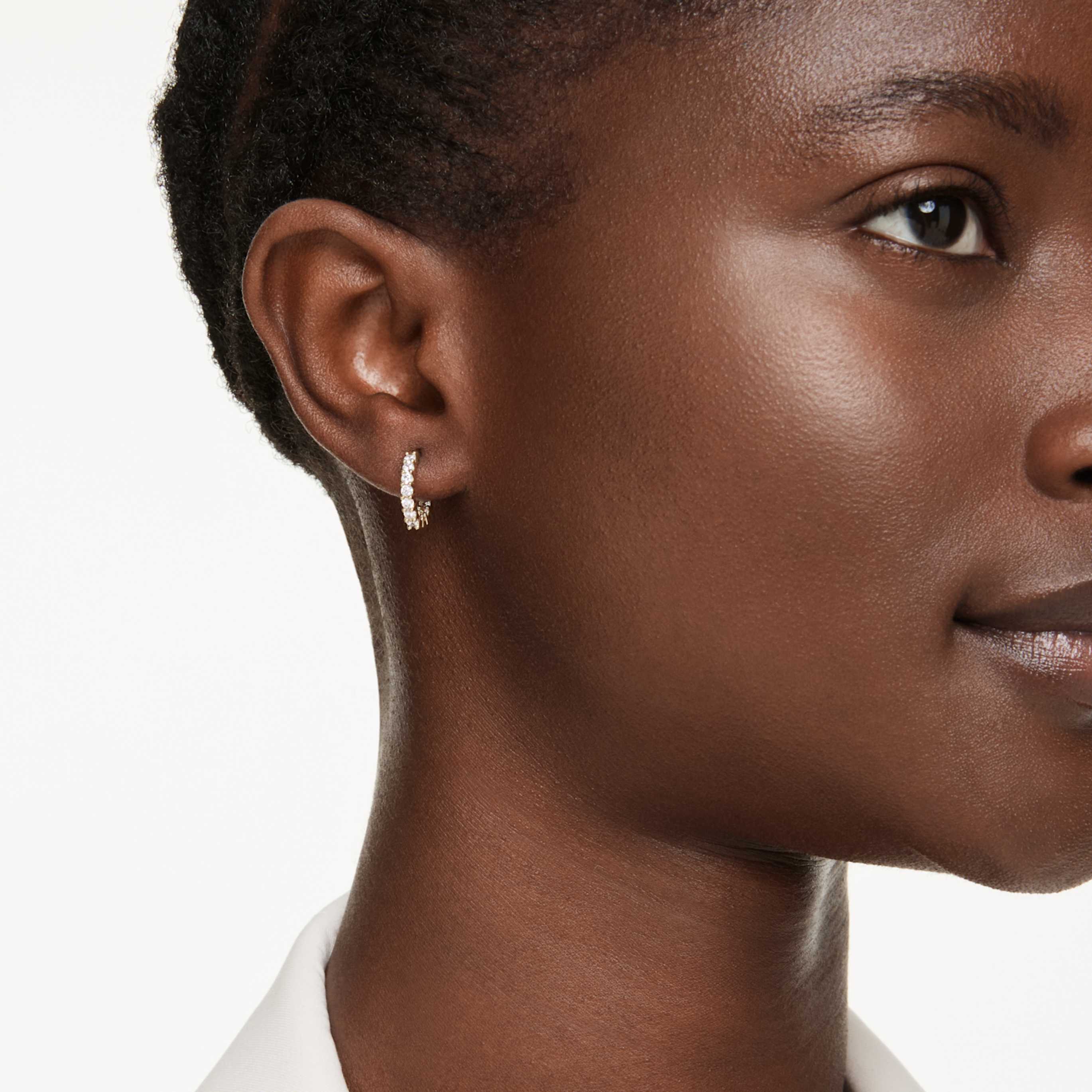 Swarovski Matrix Vittore hoop earrings Round cut, White, 18K gold finish