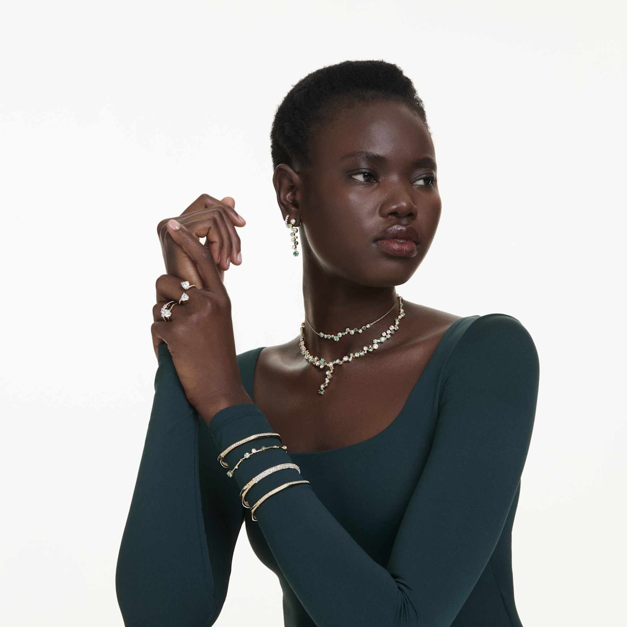 Swarovski Matrix Vittore hoop earrings Round cut, White, 18K gold finish
