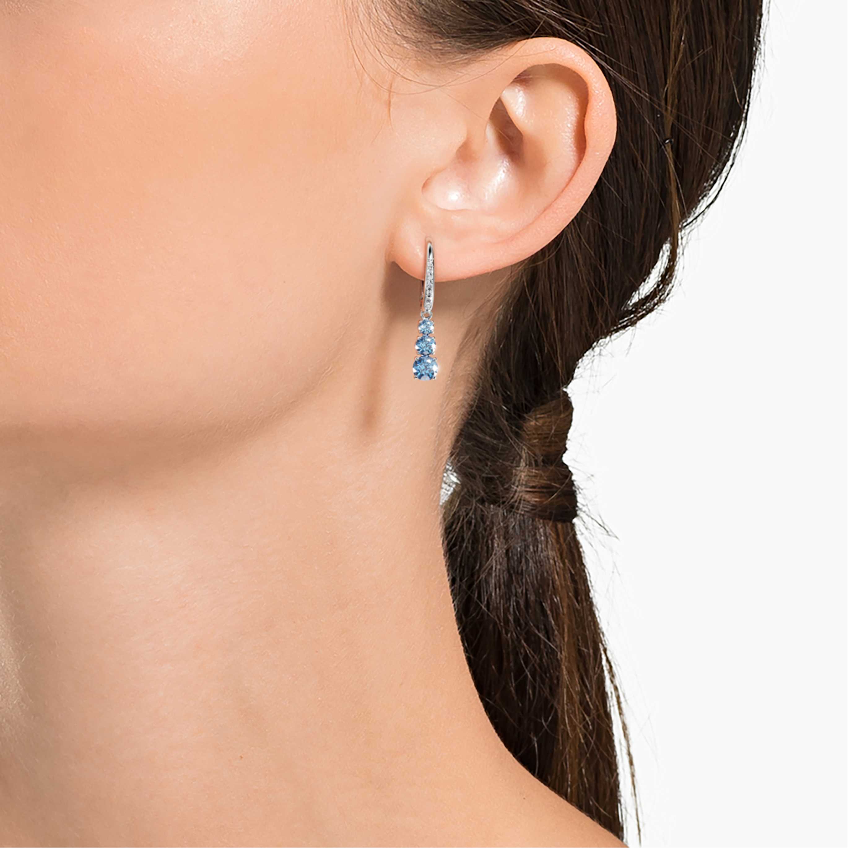 Swarovski Stilla Attract hoop earrings Round cut, White, Rhodium plated