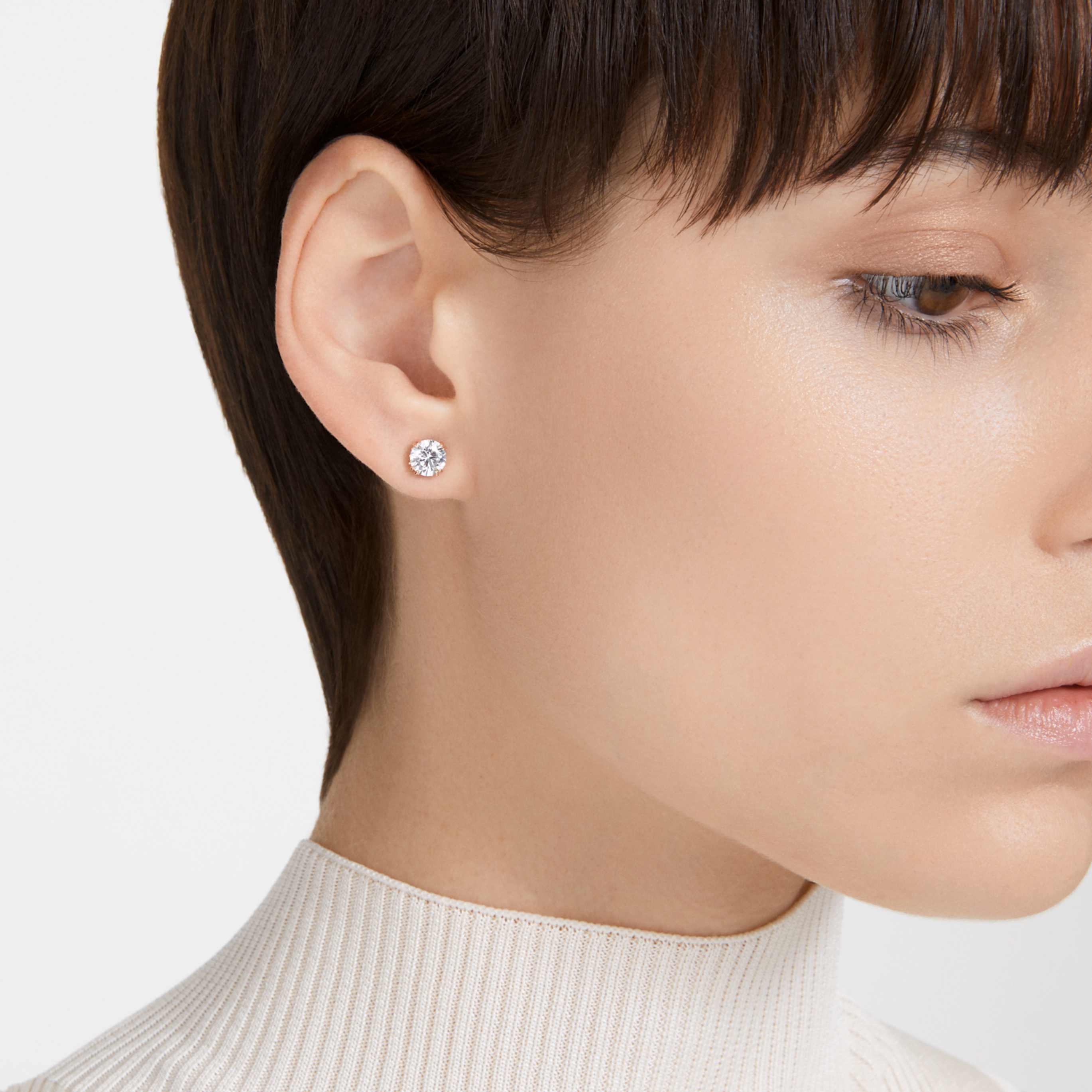 Swarovski Stilla stud earrings Round cut, White, 18K gold finish