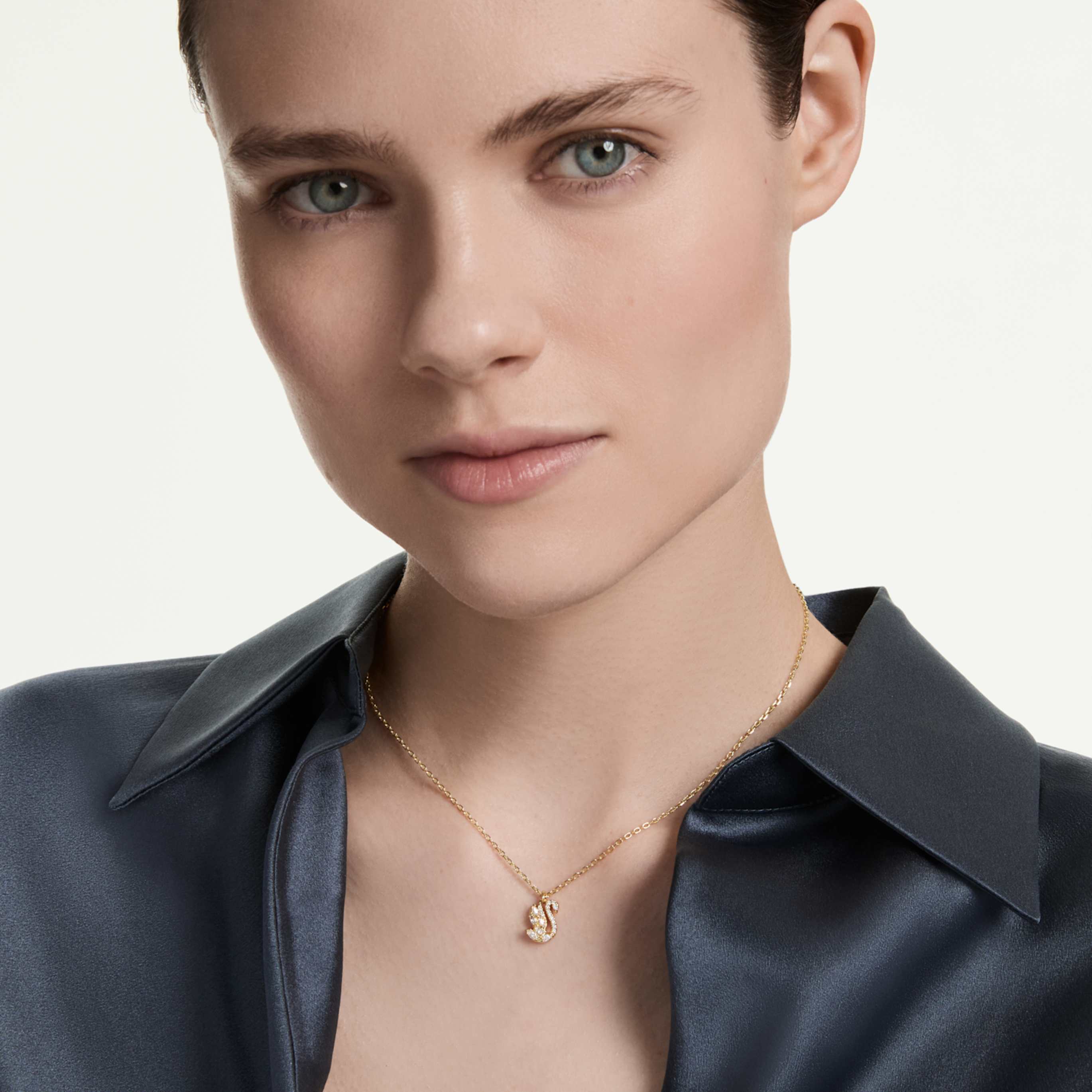 Swarovski Swan pendant Mixed cuts, Swan, White, 18K gold finish