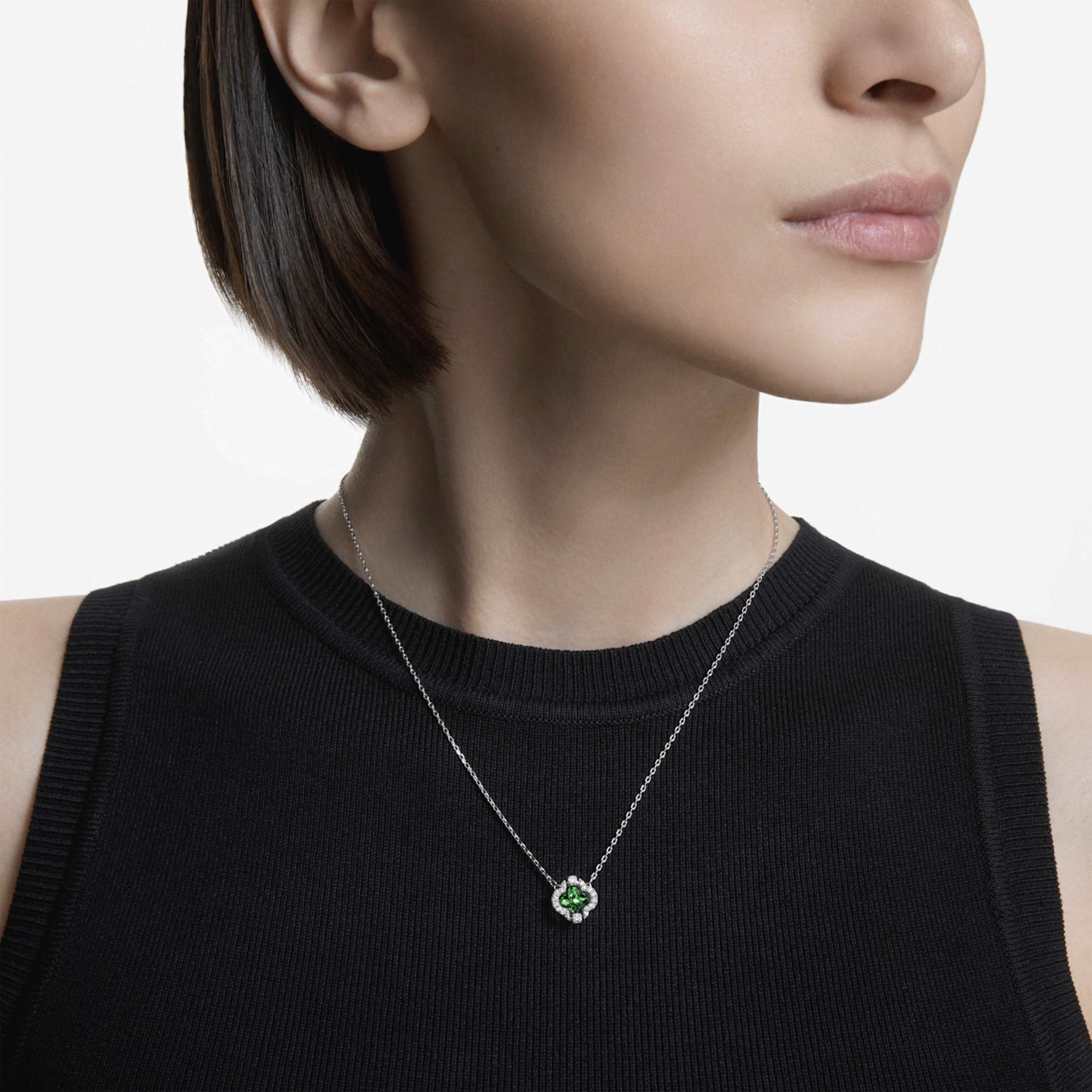 Swarovski Una necklace Clover, Pink, 18K rose gold finish